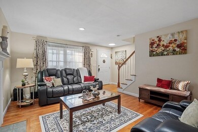 23 Rebecca Ln unit 23, Dracut, MA 01826 - photo 5