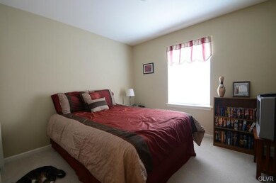 18 Jazz Cir, Whitehall, PA 18052 - photo 7