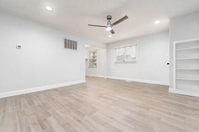 4963 Dimson Dr S, Columbus, OH 43213 - photo 5