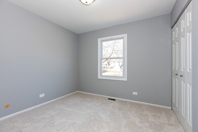 1981 Templar Dr, Naperville, IL 60565 - photo 5