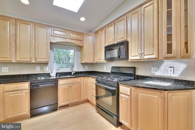 2409 Chestnut St, Falls Church, VA 22043 - photo 5