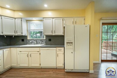 4819 SW Commanche Rd, Topeka, KS 66614 - photo 6