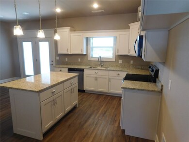 951 Pinnacle St, Prairie Grove, AR 72753 - photo 3