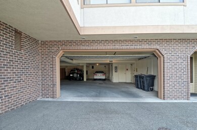 633 Main St unit 201, Edmonds, WA 98020 - photo 3