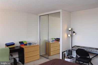 Radnor House unit 612, Bryn Mawr, PA 19010 - photo 5