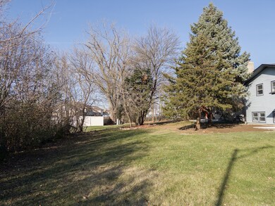 18830 Cedar Ave, Country Club Hills, IL 60478 - photo 4