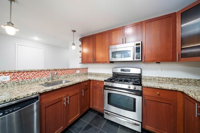 700 Grove St unit 2 P / 214, Jersey City, NJ 07310 - photo 4