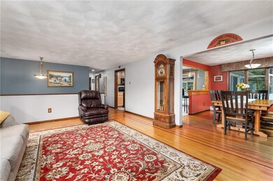 Open Floor Plan to Dining Room
