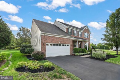 16305 Boatswain Cir, Woodbridge, VA 22191 - photo 2