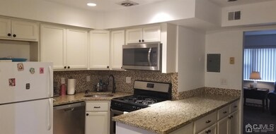 161 Evergreen Rd unit 1A, Edison, NJ 08837 - photo 7