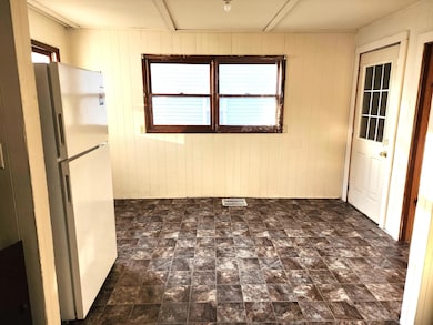 210 Middle St, Three Rivers, MI 49093 - photo 5