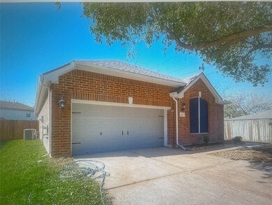 7227 Log Cradle Dr, Houston, TX 77041 - photo 2