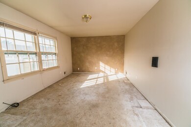 25 Scenic Freehold-17