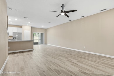 2595 Sandy Dune Dr, Jacksonville, FL 32233 - photo 3