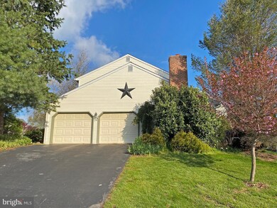 24 Flint Ridge Dr, Reading, PA 19607 - photo 4