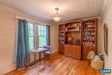 259 Chapman Rd, Stanardsville, VA 22973 - photo 7