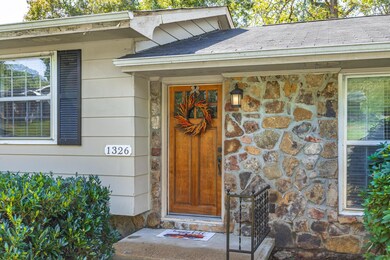 1326 Koblan Dr, Hixson, TN 37343