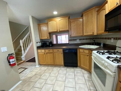 16 Seneca Dr unit 3B, Galloway, NJ 08205 - photo 3