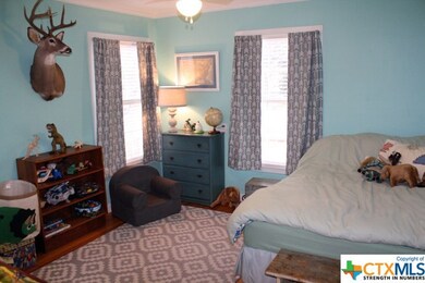 130 N Mitchell St, San Marcos, TX 78666 - photo 6