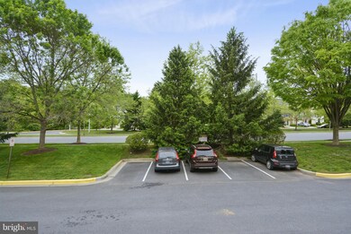 13116 Shamrock Glen Dr, Germantown, MD 20874 - photo 3