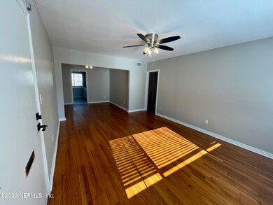 3637 Oak St unit 2, Jacksonville, FL 32205 - photo 2