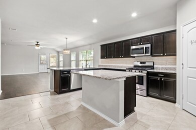 10138 Pine Trace Village Dr, Tomball, TX 77375 - photo 7