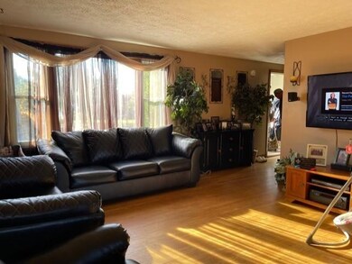 4 Kerri Ln, Hooksett, NH 03106 - photo 2