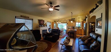 8685 W Sawtooth St, Rathdrum, ID 83858 - photo 6