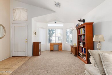 ENTRY/FAMILY ROOM