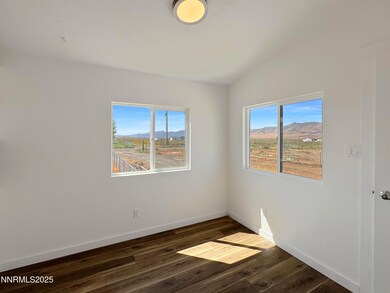 6105 Amos Dr, Winnemucca, NV 89445 - photo 5