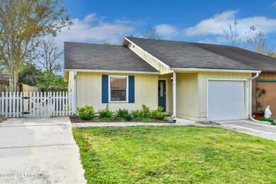 8858 Cavender Dr, Jacksonville, FL 32216 - photo 2