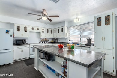 2301 N 49th Ave, Phoenix, AZ 85035 - photo 7