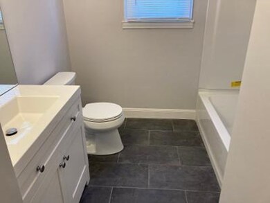 198 Middle St unit 200, Springfield, MA 01104 - photo 6