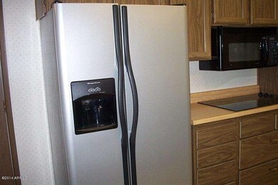 STAINLESS STEEL LOOK REFRIGERATOR
