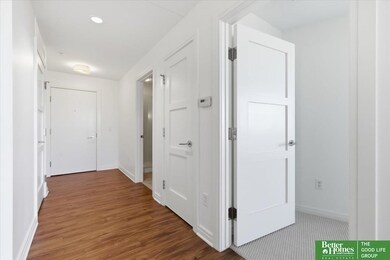 200 S 31st Ave unit 4402, Omaha, NE 68131 - photo 4