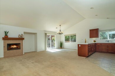 008_Great Room (1)