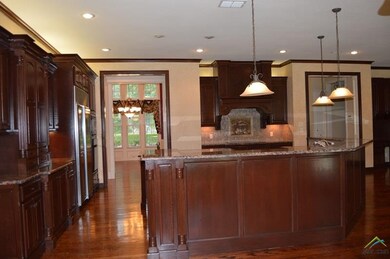 3867 Brighton Creek Cir, Tyler, TX 75707 - photo 3