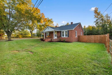 1142 Old Pacolet Rd, Spartanburg, SC 29307 - photo 3