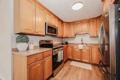 Kitchen - Brand New Stove and Microwave