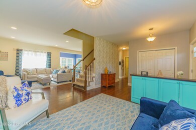 Flex room/overlooking living room