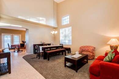 Living Dining- 4409 E Prickly Pear Trl (