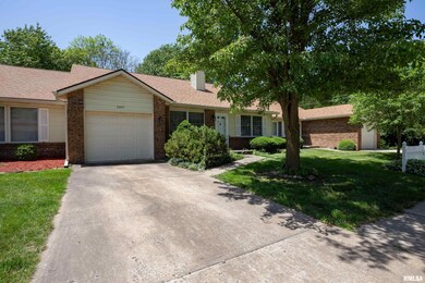 2807 4th St, Moline, IL 61265 - photo 3