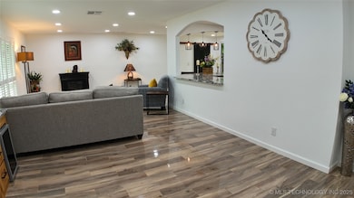 2615 E 59th St, Tulsa, OK 74105 - photo 4