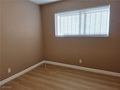 489 North Cir unit 2, Las Vegas, NV 89119 - photo 4