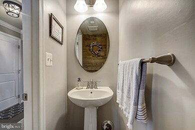 2003 Jetty Dr, Baltimore, MD 21222 - photo 5