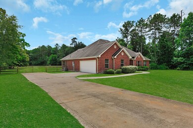 16104 Mcqueen Rd, Conroe, TX 77302 - photo 2