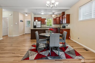 7605 Columbia Way NE, Lacey, WA 98516 - photo 7