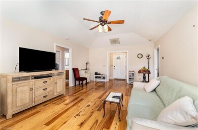 2601 Bingham Ct, High Point, NC 27265 - photo 6