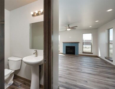 1/2 Bath off main living