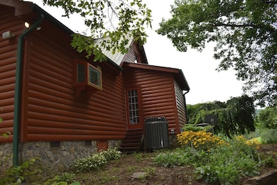 4732 Stones Chapel Rd, Elk Creek, VA 24326 - photo 6